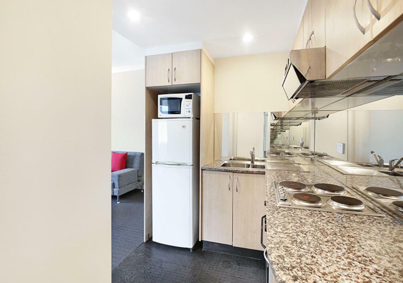 Sydney Airport Suites Экстерьер фото