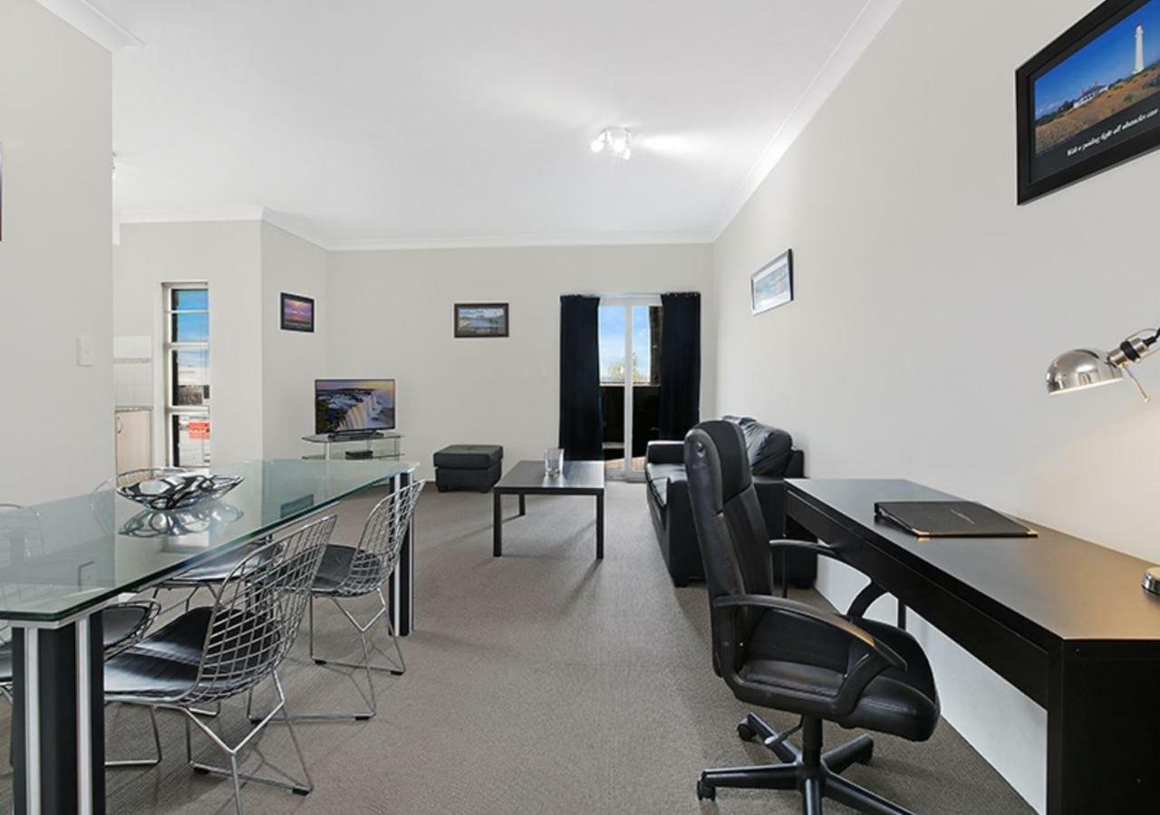 Sydney Airport Suites Экстерьер фото