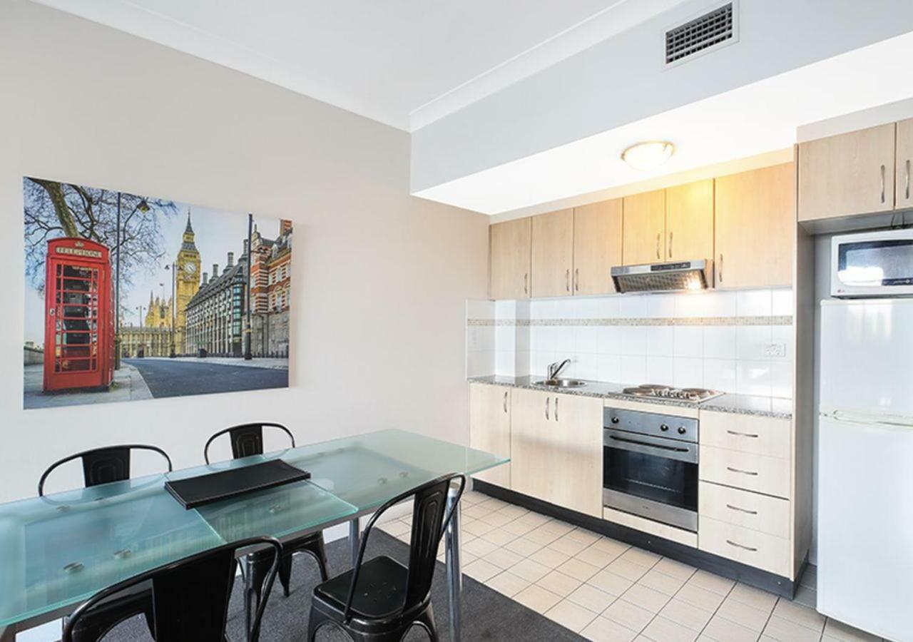 Sydney Airport Suites Экстерьер фото